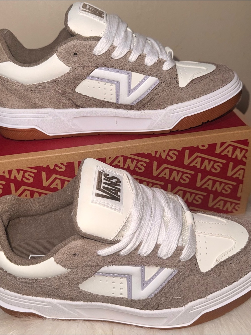 Vans Men’s Low-Top Sneakers in Taupe, White & Gum